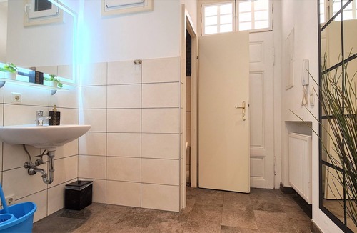 Rudolfsheim-Funfhaus Apartment | Wiener Buddha Style Flat - Märzstraße City Apartment