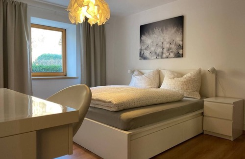 Hoetting Apartment | Wohnen im Grünen