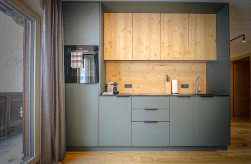 Vals Apartment | WOLF Apartments Padaun - Panorama Mountain Retreat in Tirol