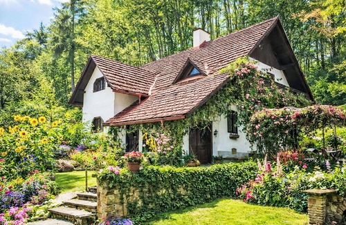 St Andra-Hoech House | Wonderful private villa for 10 guests with WIFI, TV, patio and pets allowed