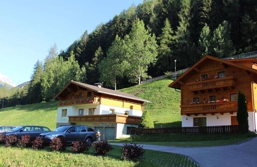 Heiligenblut Ski Chalet | Zirbenchalet Großglockner - Swiss stone pine chalet