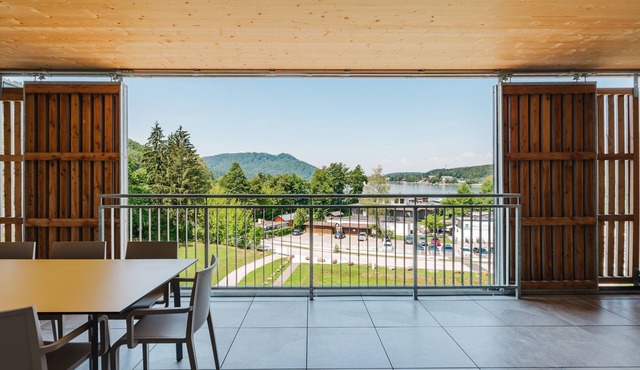 2nd Floor, Unit 05 - SeeStrandResort Premium Apartment