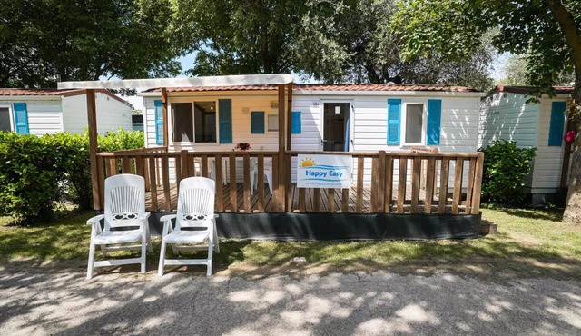 3-Bedroom Mobile Home for 6 People (5 adults + 1 child under 12)