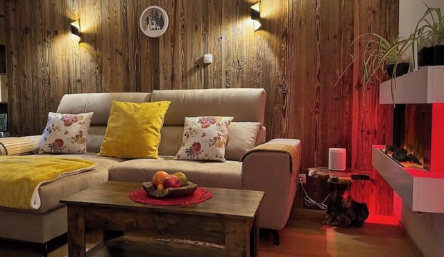 3-room apartment with sauna and pool—within walking distance of the slopes—Joker Card included