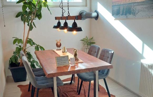 68m2 Ferienwohnung mit Pool und Garten