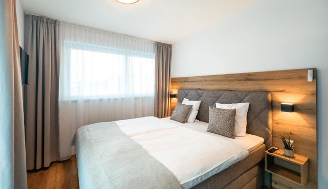 AlpenLuxus presents - MARIAS Zillertalblick with Roof Terrace, 3 Bedrooms & Parking Space