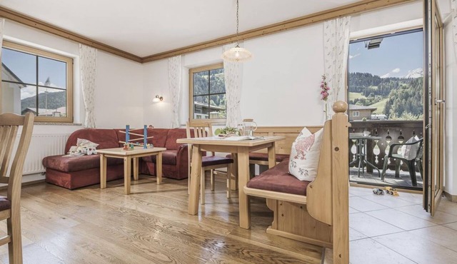 Apartment "Lienzinger" & "high stove" - Scharrerhof, baby and children's farm