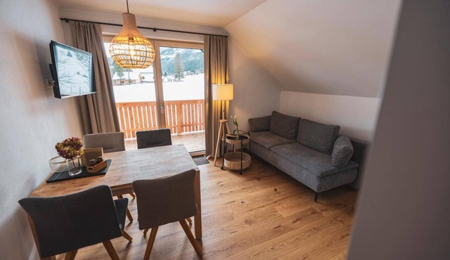 Apartment 'Der Sagbauer Top 2' with Mountain View, Balcony and Wi-Fi