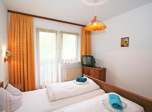 Apartment Gasteighof-5 by Interhome