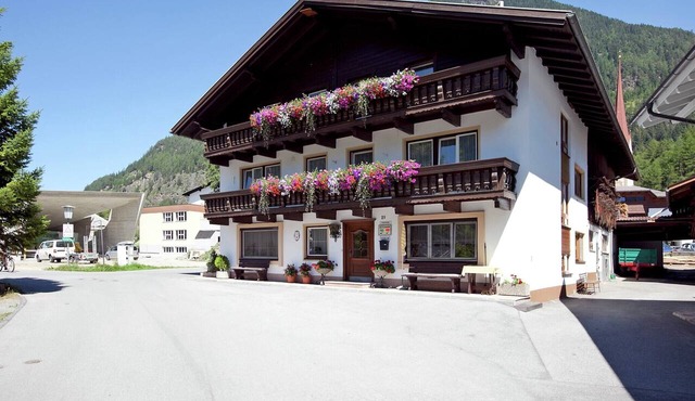 Apartment in Austria with Mountain Views