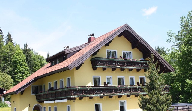 Apartment in Krispl near Hiking Trails