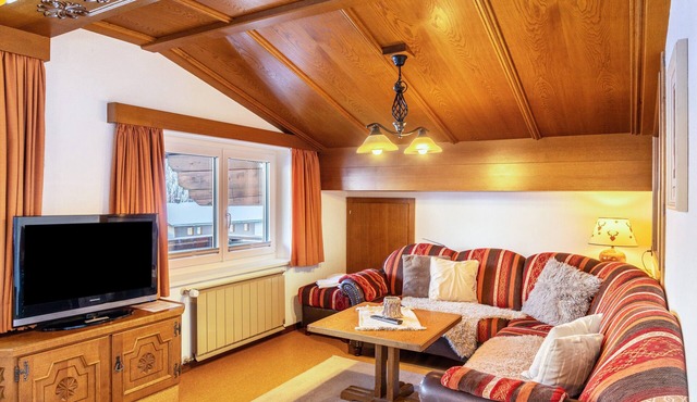 Apartment 'Schneidspitze - 18' with Mountain View, Private Balcony and Wi-Fi