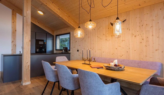 Beautiful Chalet With Sauna and hot tub