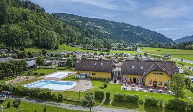 Bella Austria Vacation Park: "Mars" Mobile Home for 6 People
