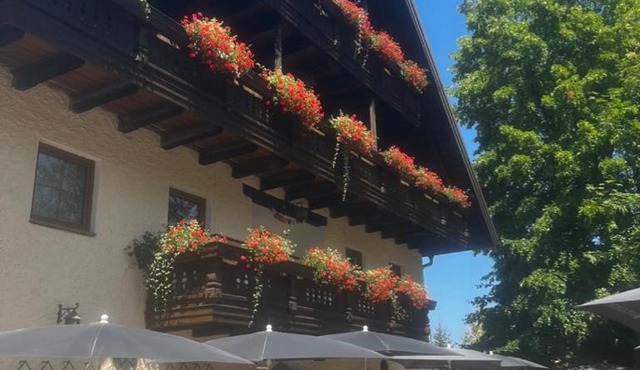 Berggasthof Mitteregg am Gaisberg