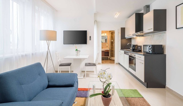 Best Western Plus Celebrity Suites