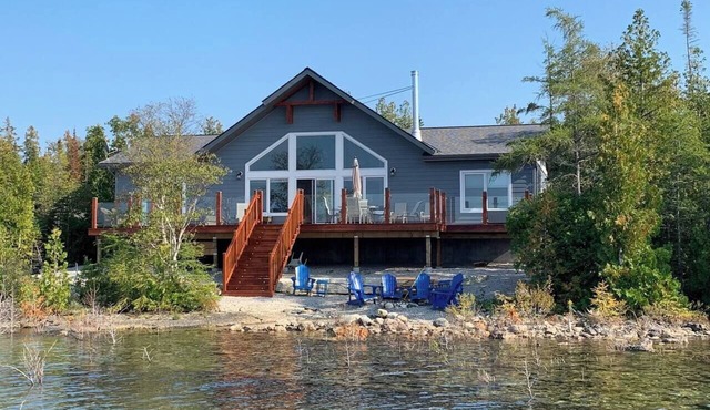 Cedar Shoals Cottage in Tobermory