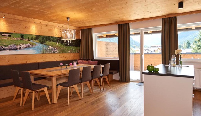 Central - Holiday Resort Flachau