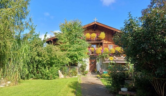 Chalet in Saalfelden near Ski Slopes