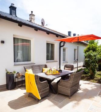 Charmantes Haus -Nähe Parndorf-Neusiedl-Wien-HU-SK