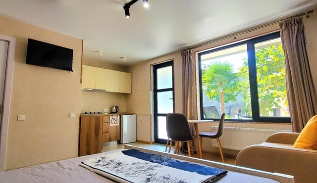 Charming 2 separate cottages with beautiful garden WiFi and AC in Mtskheta centr in Mtskheta