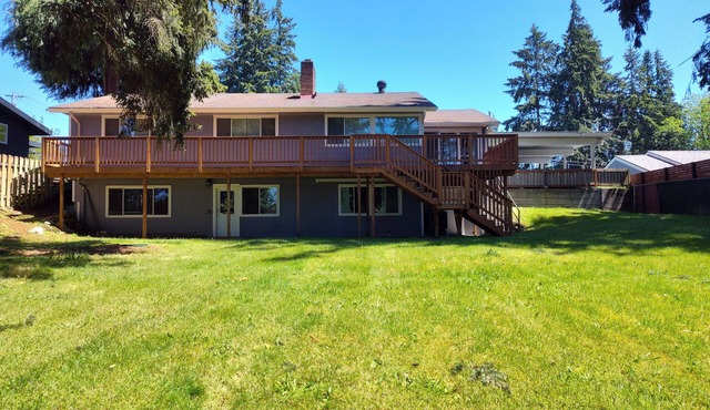 Charming 3-bedroom MIL unit in lovely Bothell in Bothell