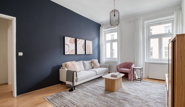 Charming Landstraße 2BR w/Elevator, Fully Furnished, by Blueground