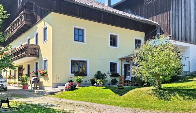 Cosy apartment for 4 people with WIFI, TV and terrace
