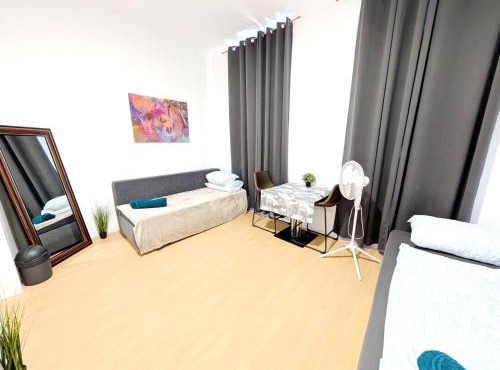 Cozy Rooms next to Lugner City GB4