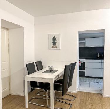 Design Stadthaus Apartment mit privatem Zugang