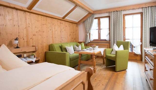 Double room large - shower or bath / WC - Biohotel Walserstuba
