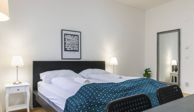 Elegant 2BR Apt.@Wiener Stadthalle/Central Located