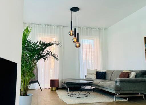 Exklusive Designervilla mit Pool