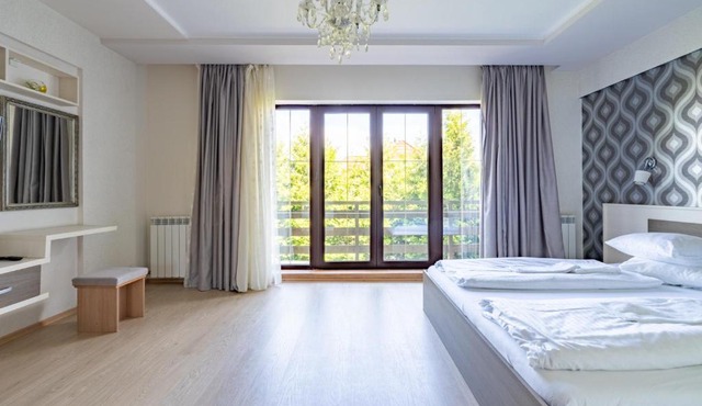 FarawayHomes Aparthotel Near Vienna Airport - Anytime Self Check-In