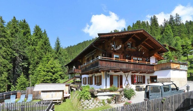 holiday home Almzauber, Hochfügen