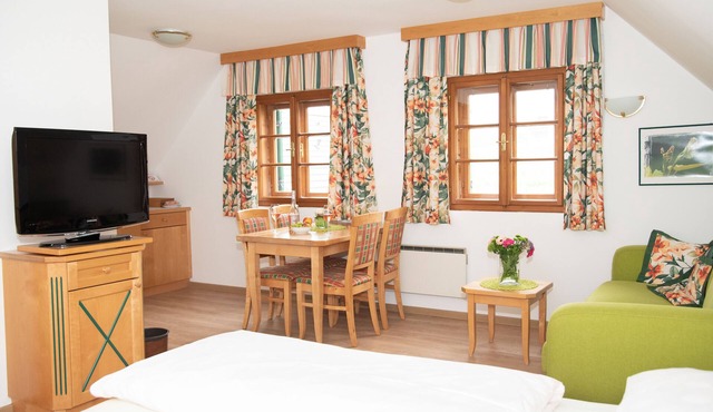 Hotel Weinberghof & Weingut Lagler