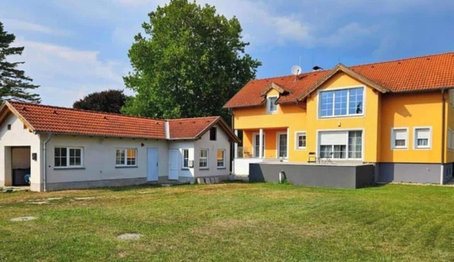 Idyllic Vacation Rental in Parndorf