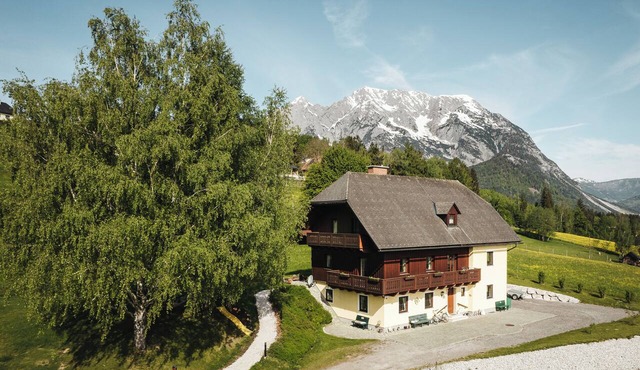 Landhaus Stieglschuster – Apartment for 2 | 360° Mountain View | 5 Ski Areas