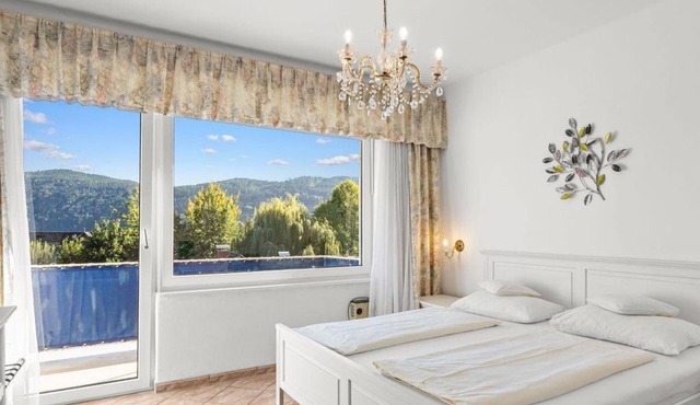 Large double room, lake view - Hotel Nikolasch