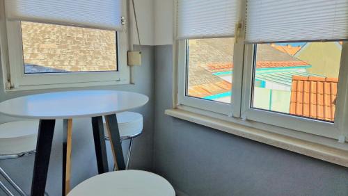 Lenas Apartments
