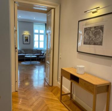 Luxury 2BR Apartment Neubaugasse