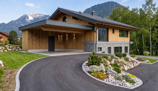 Luxury lodge between top ski resorts with sauna