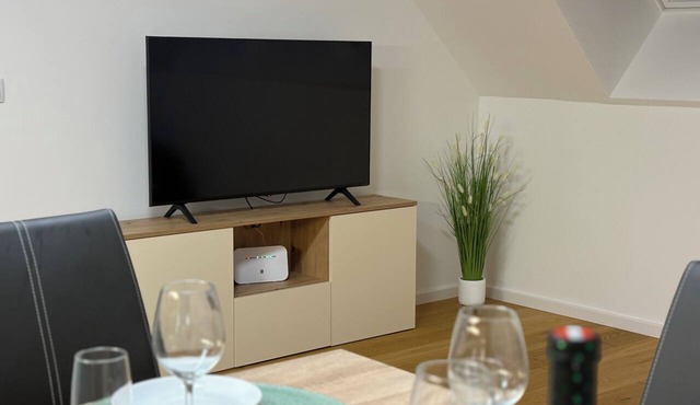Modern & Cozy Apartment - Free Parking & Vineyards