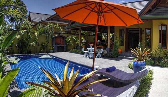 Private Villa with Swimming pool, jetted Plunge Pool and Free Transfers in Koh Samui