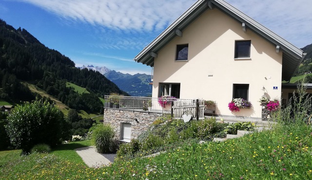 Relax and enjoy a breathtaking view—your cozy home surrounded by nature in Silbertal