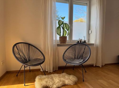 revLIVING Haus Clara am Berg mit kleinem Garten