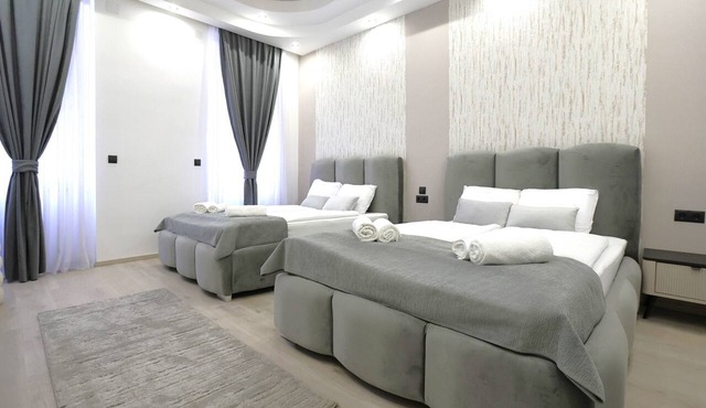 Royal Grand Living Vienna with FREE parking