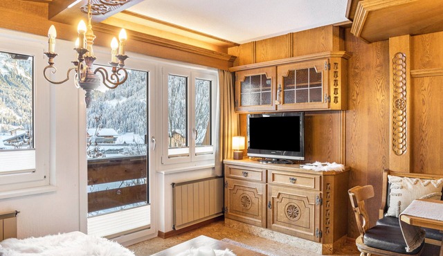 Schneetalalm '19' with Mountain Views, Private Balcony and Wi-Fi