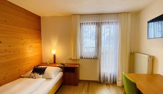 Single room - Hotel Garni Enzian in Damüls