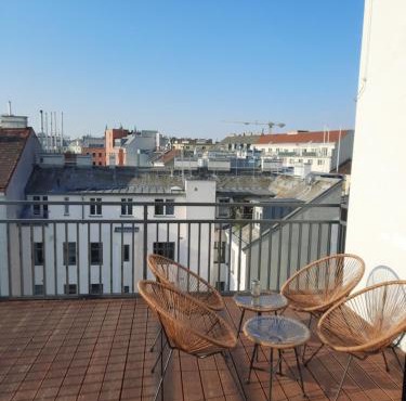 SkySuite Holiday Home